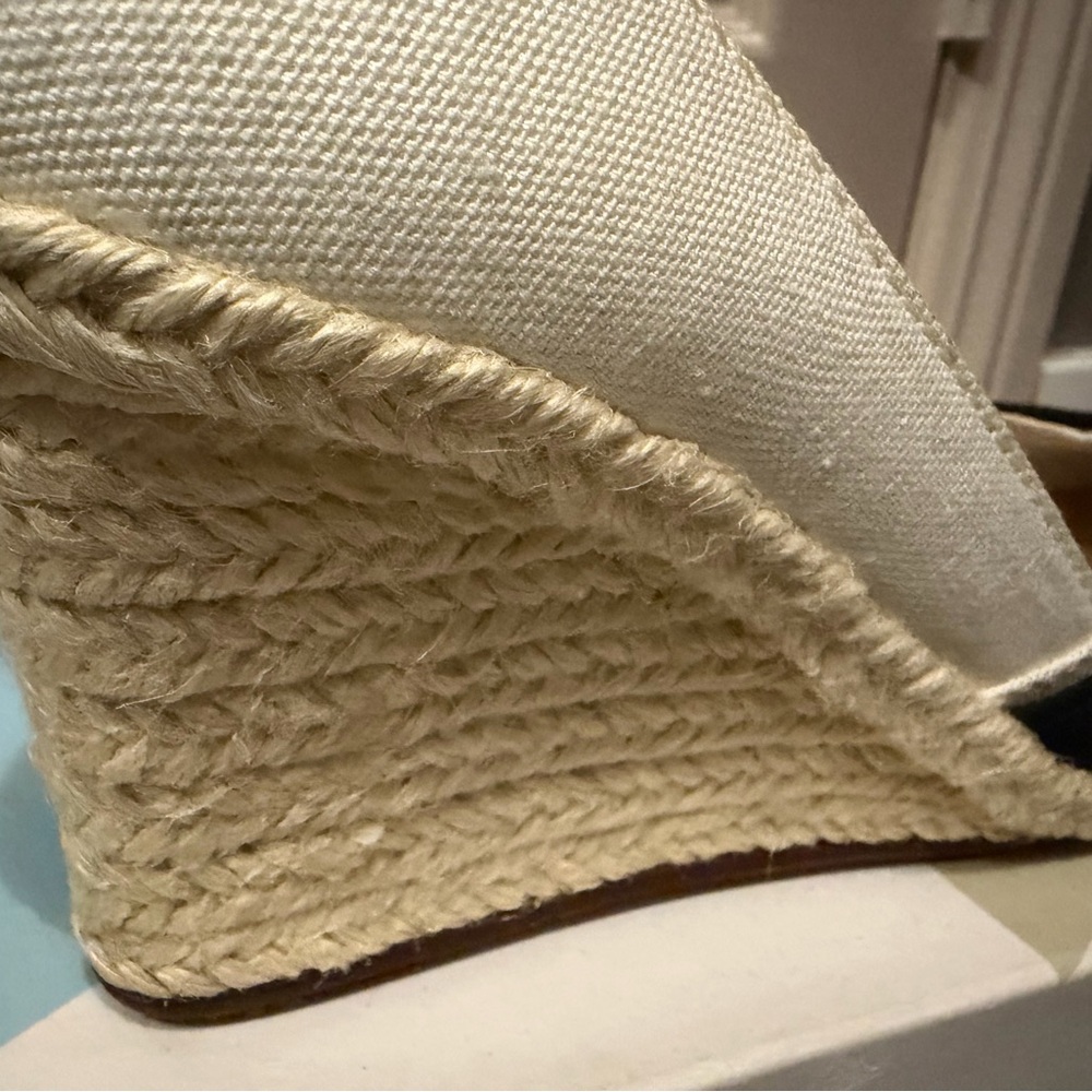 Linen and Black Espadrilles - Picture 9 of 10